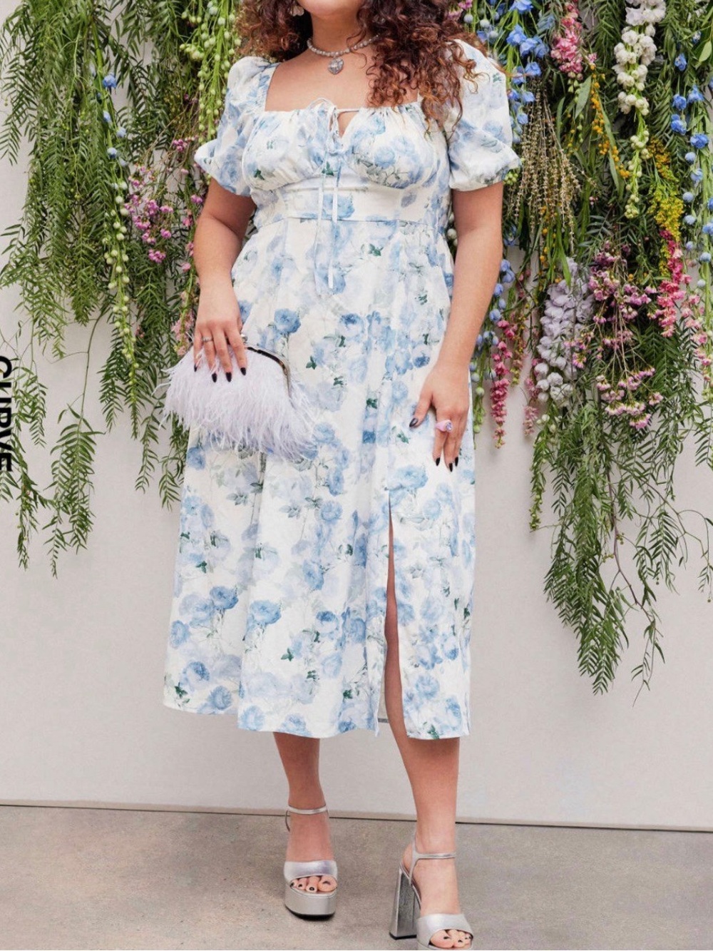 Cider White & Light Blue Floral Puff Sleeve Midi Dress 1